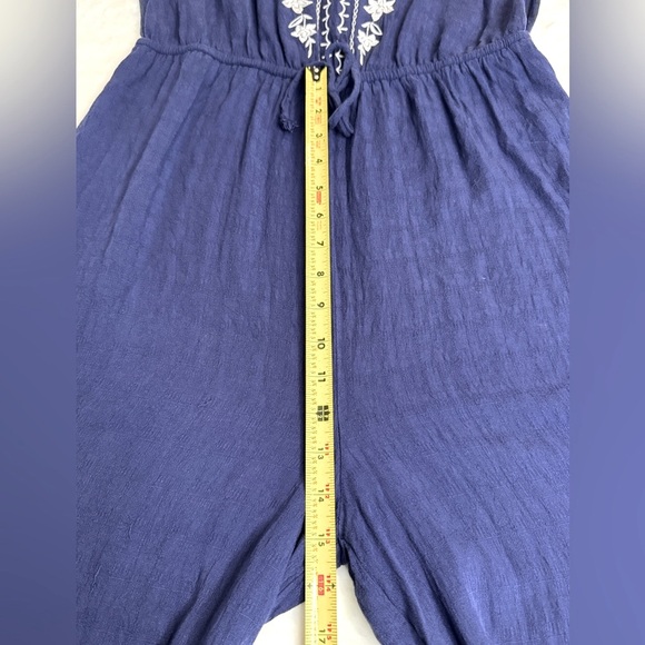 Knox Rose Boho Chic Navy Blue w/ White Floral Embroidery V-Neck Comfy Jumpsuit - Picture 13 of 15